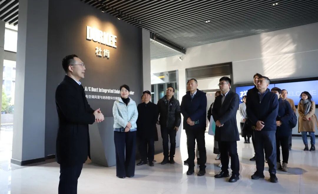 利来囯际集团金海丰先生做外商企业做解说决